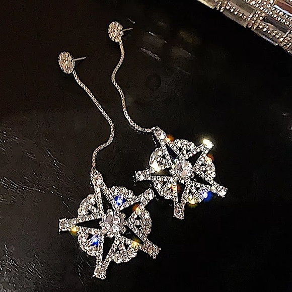 Rhinestone Drop Star Earrings - Picture 2 of 9